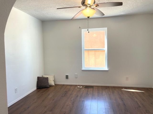 1506 Wells Drive NE, Albuquerque, NM 87112