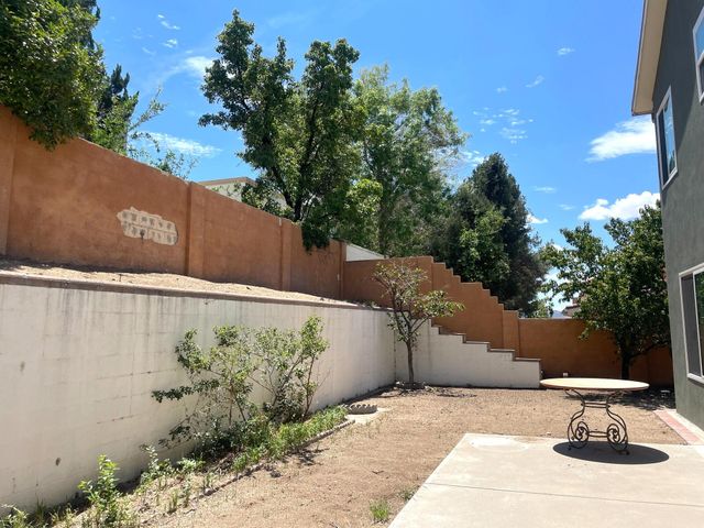 1506 Wells Drive NE, Albuquerque, NM 87112