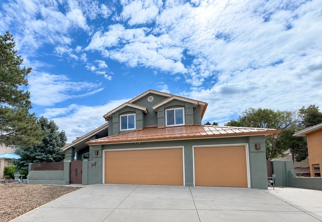 1506 Wells Drive NE, Albuquerque, NM 87112
