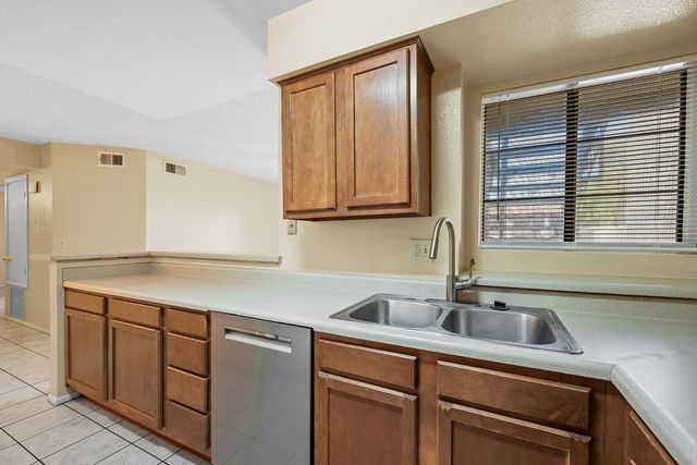 533 W Guadalupe Road Unit 1047, Mesa, AZ 85210