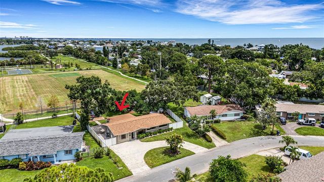 381 KINGFISH DRIVE SE, St Petersburg, FL 33705