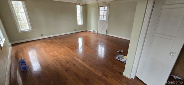 550 W Grixdale, Detroit, MI 48203