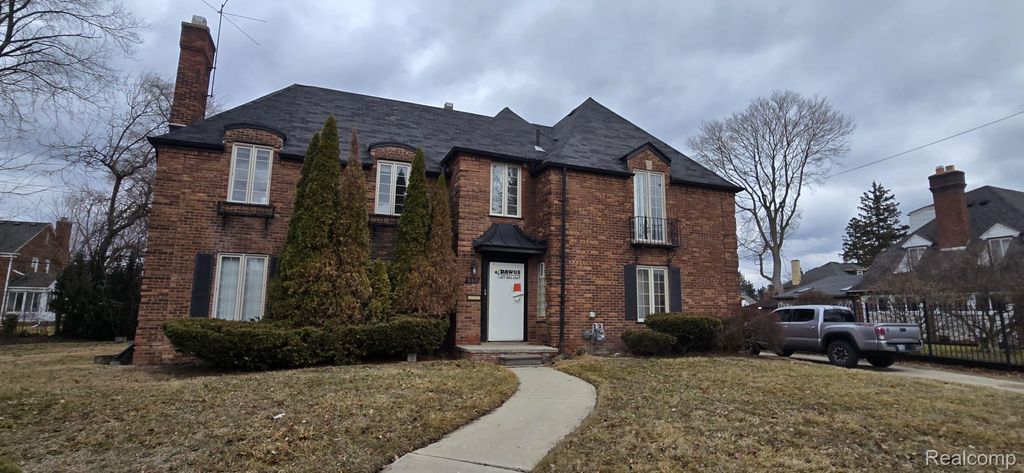 550 W Grixdale, Detroit, MI 48203