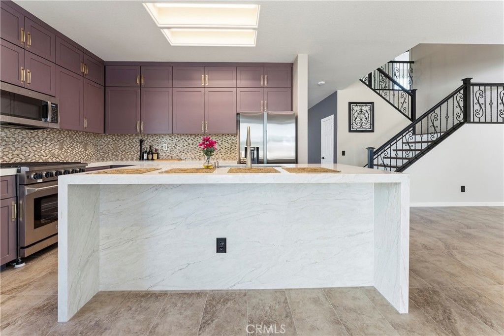 976 Hemingway Drive, Corona, CA 92878 — photo 4