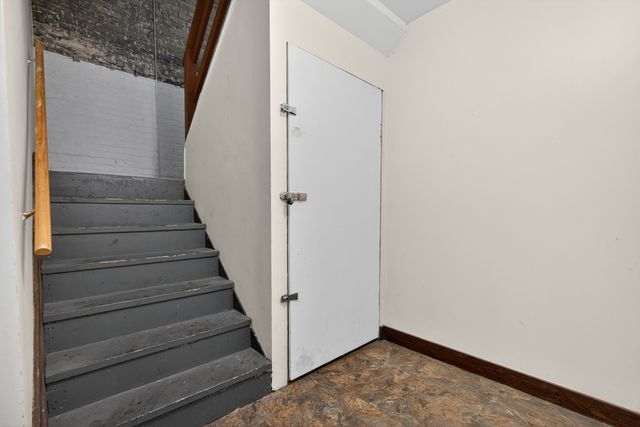 1342 W Greenleaf Avenue 1A, Chicago, IL 60626