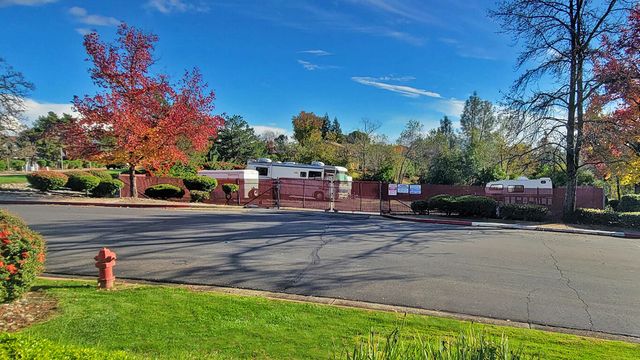 444 Ridgecrest Trail, 119 119, Redding, CA 96003