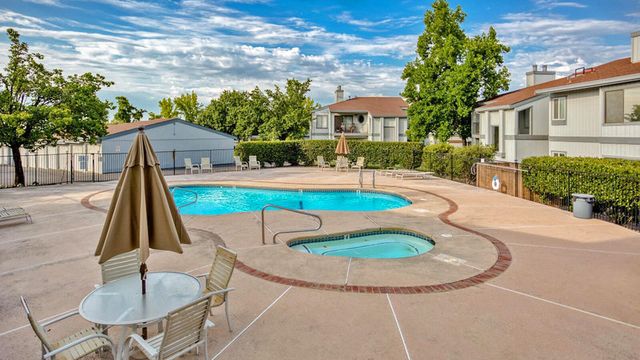 444 Ridgecrest Trail, 119 119, Redding, CA 96003