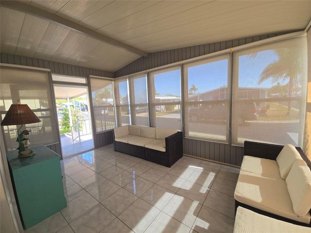 39820 US HIGHWAY 19 N 212, Tarpon Springs, FL 34689