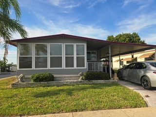 39820 US HIGHWAY 19 N 212, Tarpon Springs, FL 34689