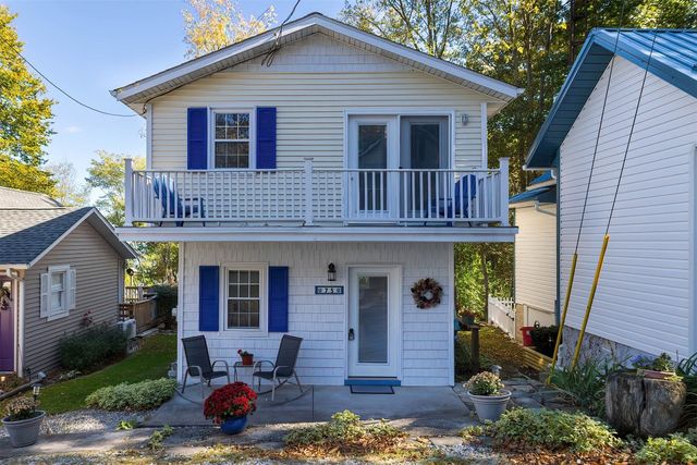 75 HILLTOP Road, North East, PA 16428