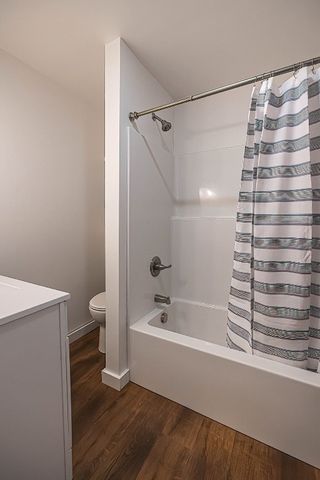 75 HILLTOP Road, North East, PA 16428