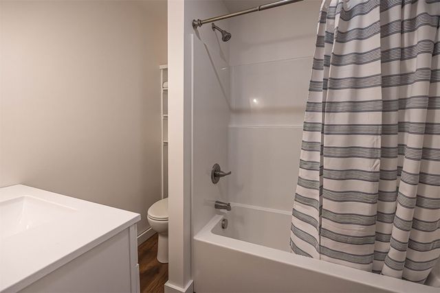 75 HILLTOP Road, North East, PA 16428