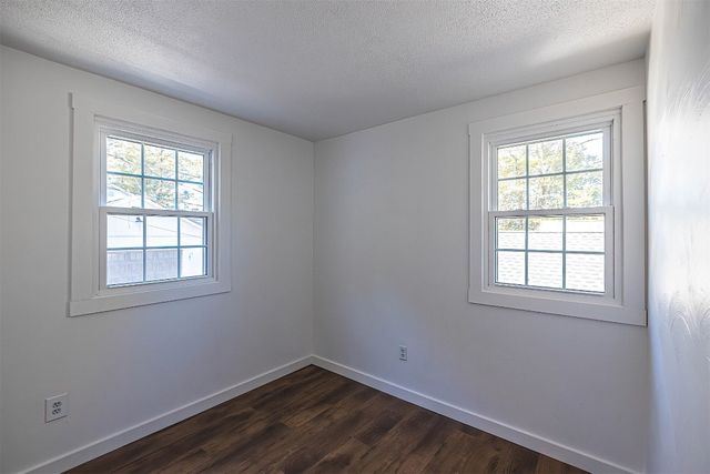 75 HILLTOP Road, North East, PA 16428