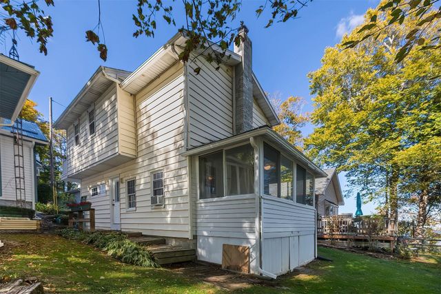 75 HILLTOP Road, North East, PA 16428