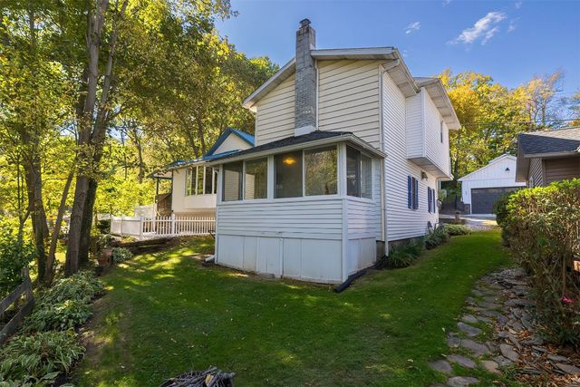 75 HILLTOP Road, North East, PA 16428