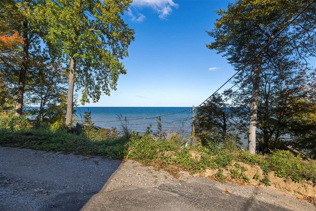 75 HILLTOP Road, North East, PA 16428