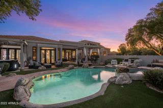 5222 E HASHKNIFE Road, Phoenix, AZ 85054