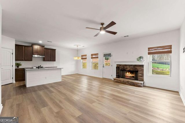 137 Bryn Drive, Dawsonville, GA 30534