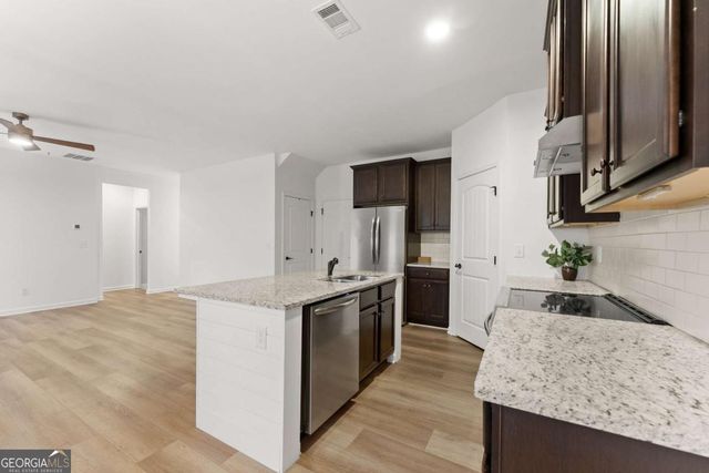 137 Bryn Drive, Dawsonville, GA 30534