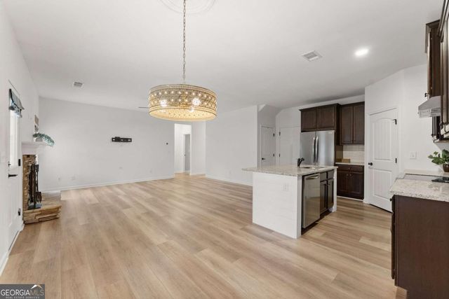 137 Bryn Drive, Dawsonville, GA 30534