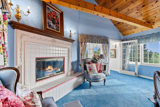 22 Hollins Drive, Santa Cruz, CA 95060