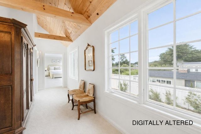 22 Hollins Drive, Santa Cruz, CA 95060