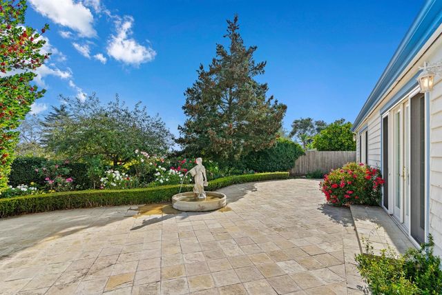 22 Hollins Drive, Santa Cruz, CA 95060