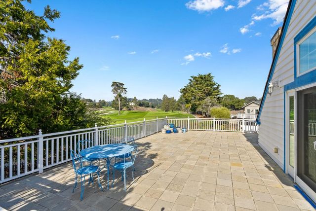 22 Hollins Drive, Santa Cruz, CA 95060