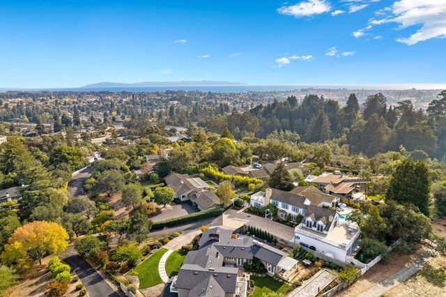 22 Hollins Drive, Santa Cruz, CA 95060