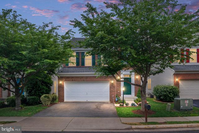 8945 WYNNEFIELD CT, Lorton, VA 22079