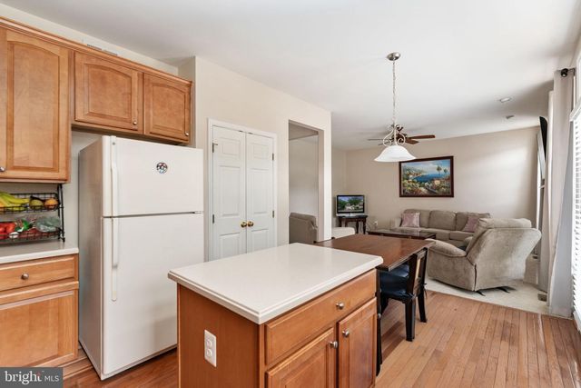 8945 WYNNEFIELD CT, Lorton, VA 22079