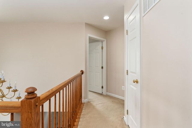 8945 WYNNEFIELD CT, Lorton, VA 22079