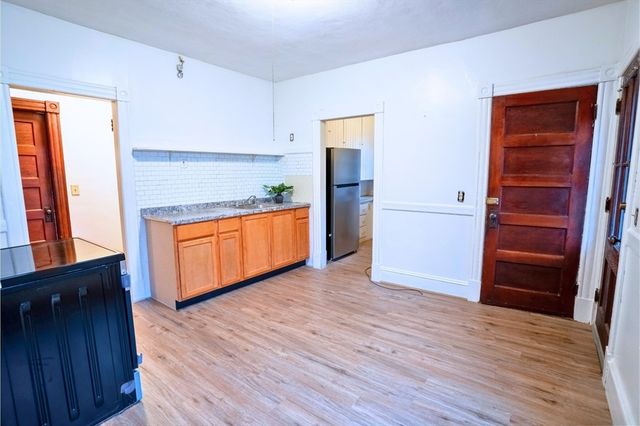 29 Pasco 2, Springfield, MA 01151