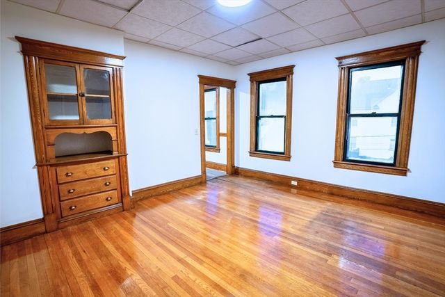 29 Pasco 2, Springfield, MA 01151