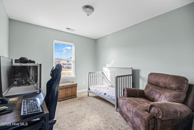 211 Lockwood Court, Hubert, NC 28539