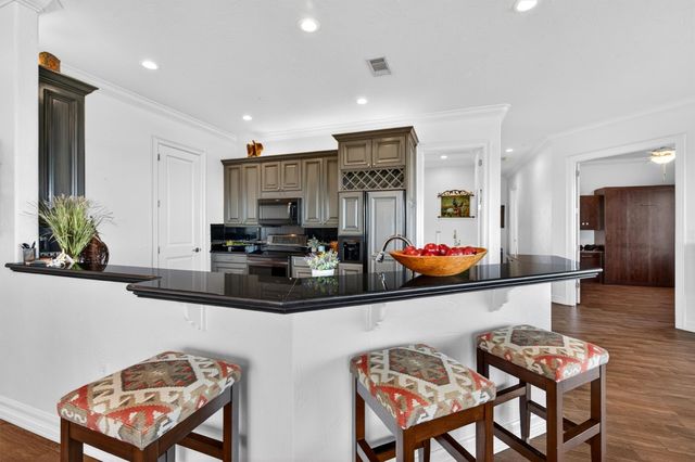 101 Diamond Pointe Loop 5N, Denison, TX 75020