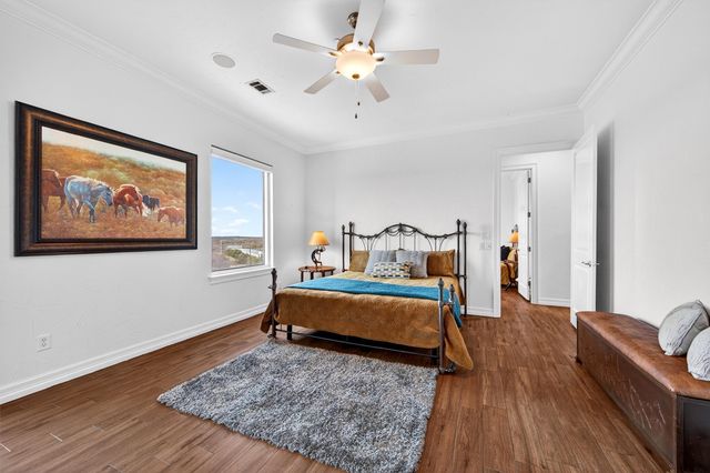 101 Diamond Pointe Loop 5N, Denison, TX 75020