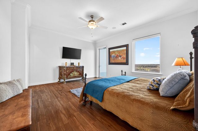 101 Diamond Pointe Loop 5N, Denison, TX 75020