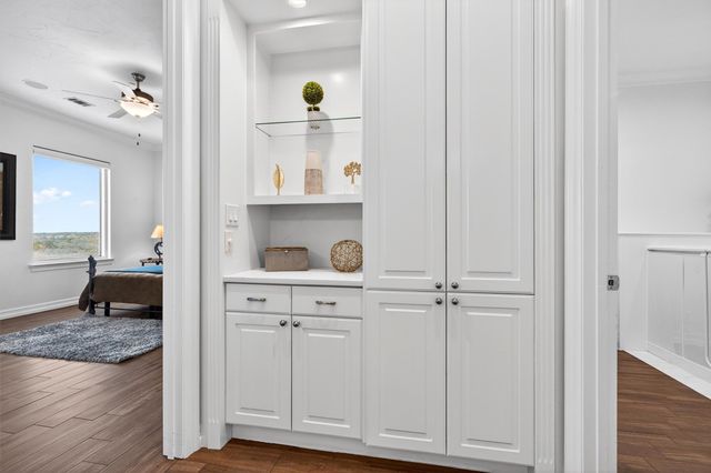 101 Diamond Pointe Loop 5N, Denison, TX 75020