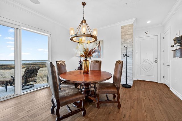 101 Diamond Pointe Loop 5N, Denison, TX 75020