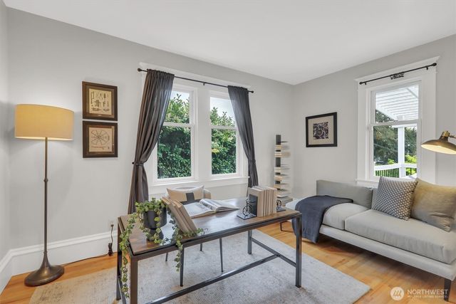 2635 46th Avenue SW, Seattle, WA 98116