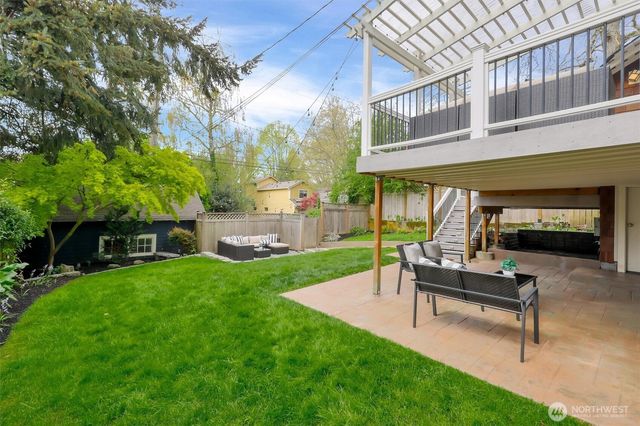 2635 46th Avenue SW, Seattle, WA 98116
