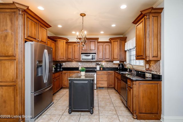 11117 Little Spring Blvd, Louisville, KY 40291