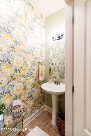 11117 Little Spring Blvd, Louisville, KY 40291