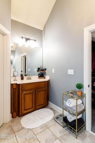 11117 Little Spring Blvd, Louisville, KY 40291