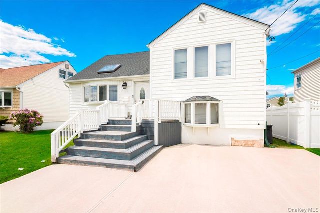 52 Martha Street, Freeport, NY 11520