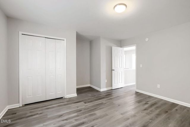 806 Laurens Way, Knightdale, NC 27545