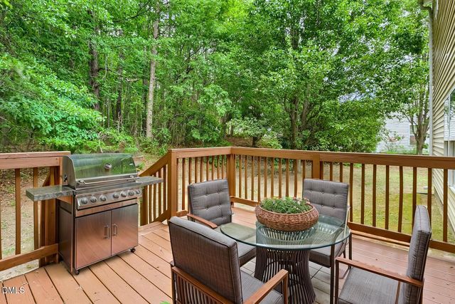 806 Laurens Way, Knightdale, NC 27545