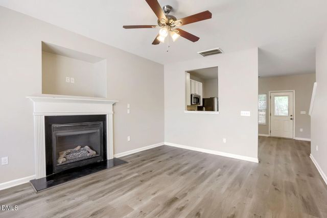 806 Laurens Way, Knightdale, NC 27545