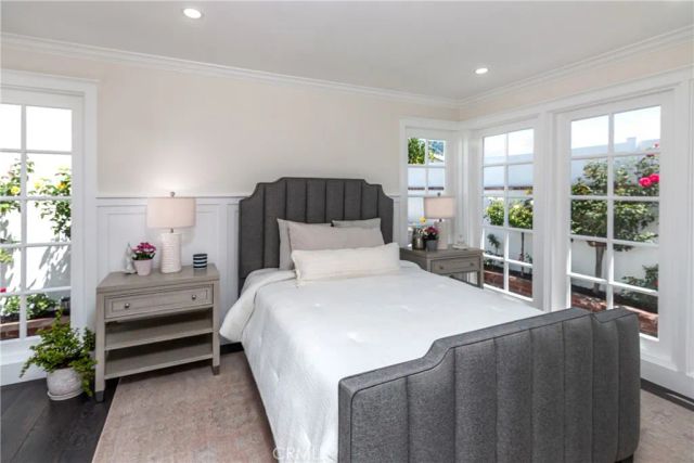 220 S Reese Place, Burbank, CA 91506